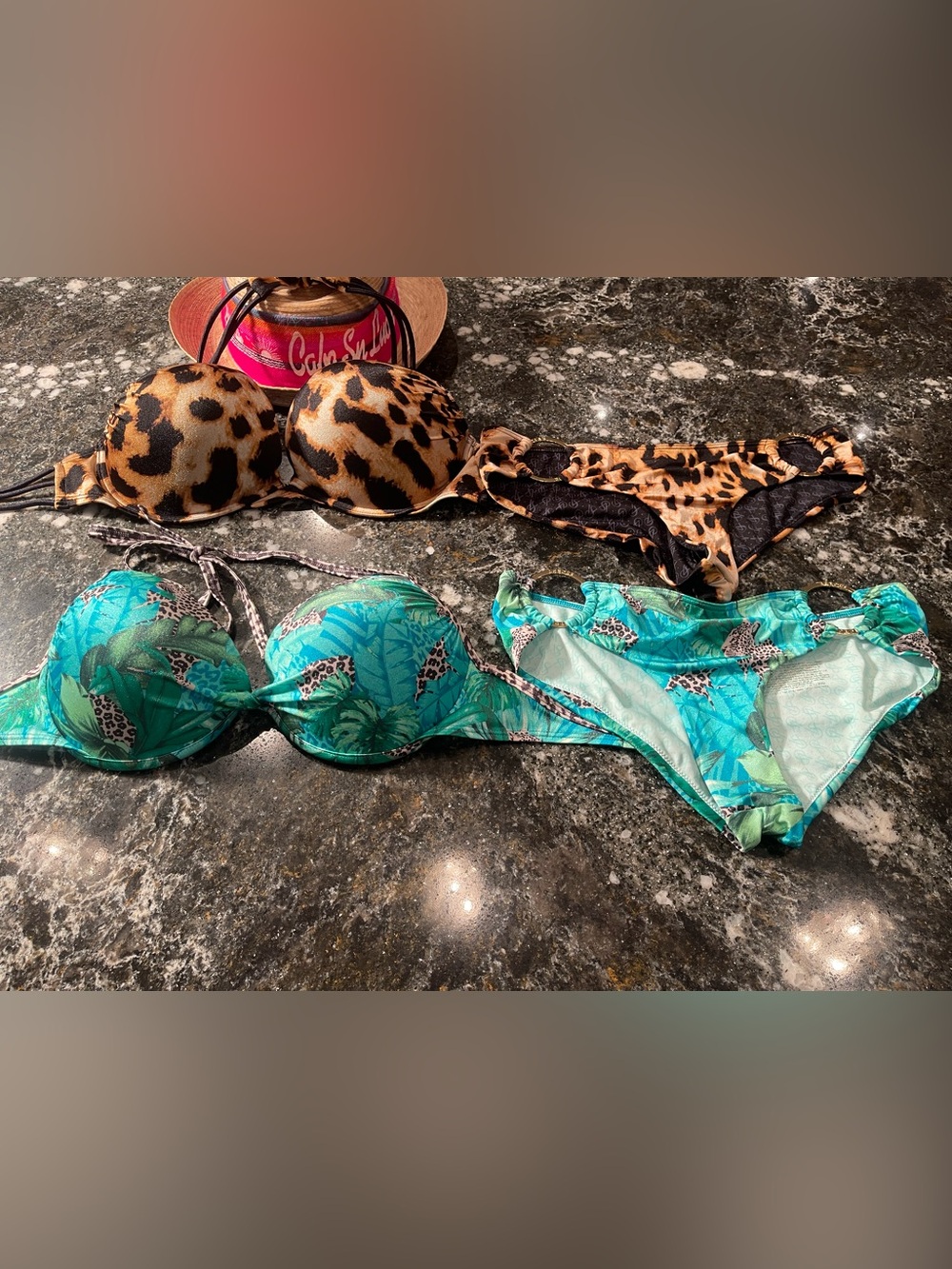 BOGO:Two pairs of like new Victoria Secret bikini push-up & bombshell 32DD/S set